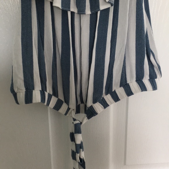 AE Striped Off the Shoulder Top - Picture 2 of 2